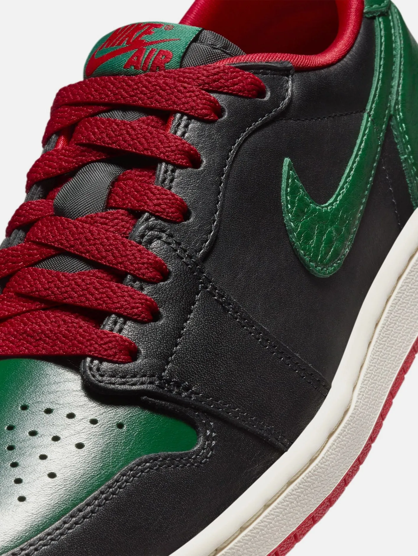 Air Jordan 1 Low OG "Gorge Green"