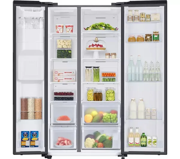 Samsung Series 7 American Style Fridge Freezer with SpaceMax™ Technology | RS67A8811B1/EU